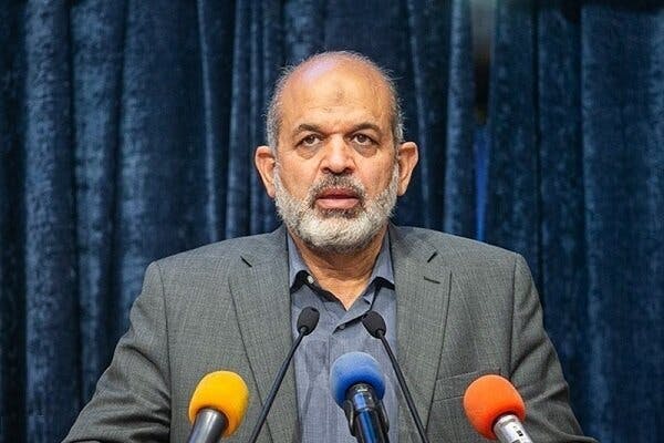 احمد وحیدی؛ وزیر تحت تعقیب